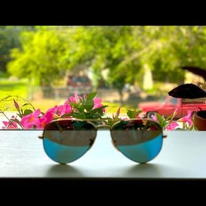 Ray-Ban Aviator Lens Mirrored Gold Blue Polarized